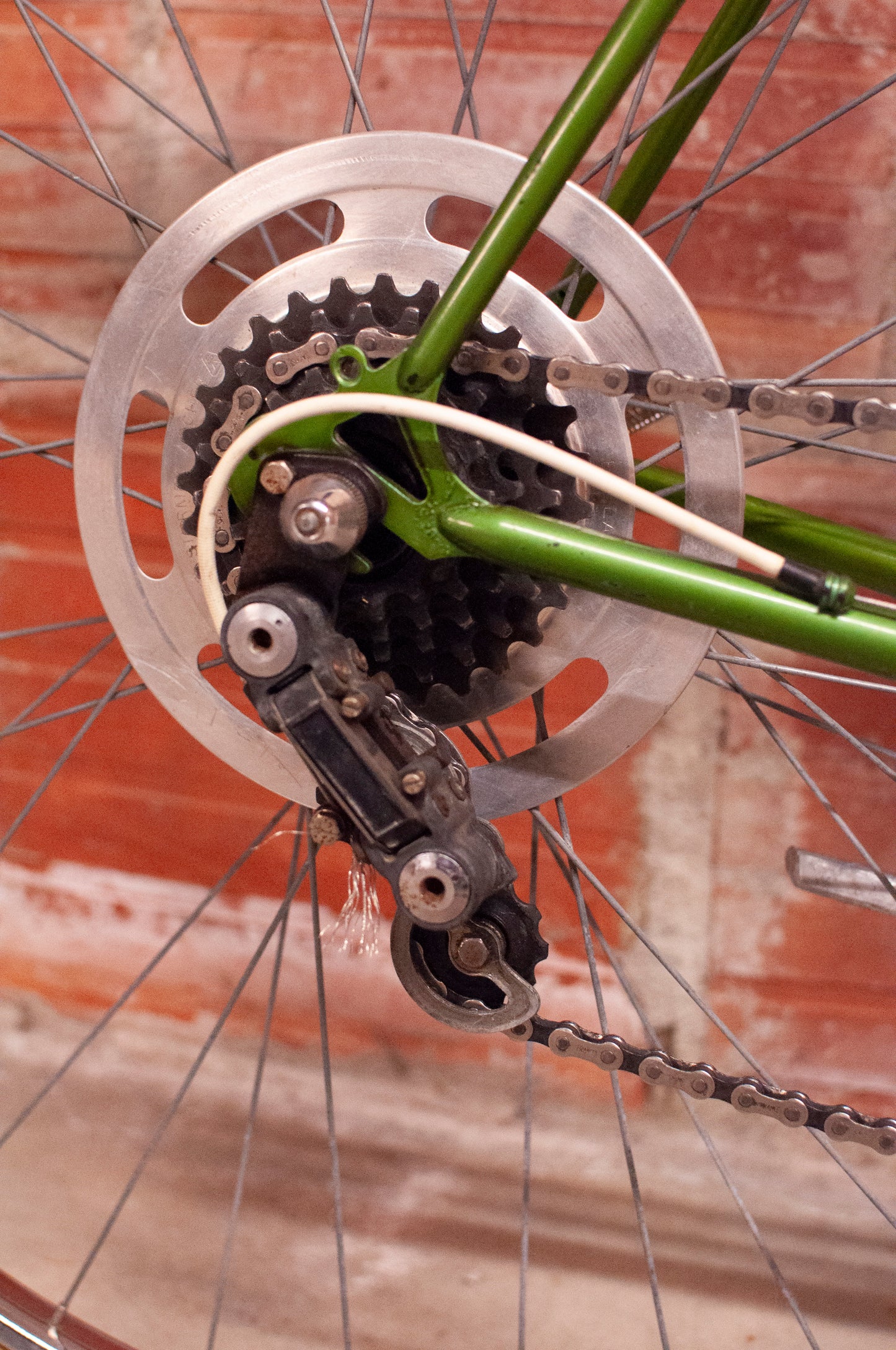 Raleigh Grand Prix Vintage Road Bike, 59 cm/XL, Green, gold and black