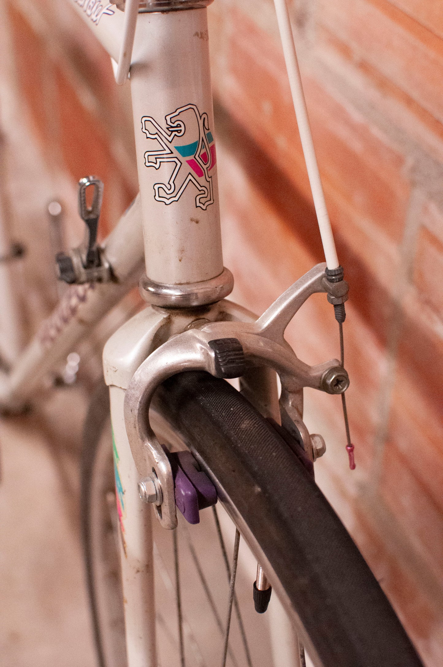 Peugeot Lautauret Vintage Road Bike, White & Purple, 53cm/Large