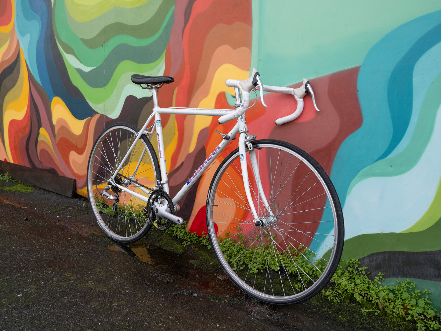 Bianchi Strada LX Vintage Road Bike - 51 cm/small frame - white