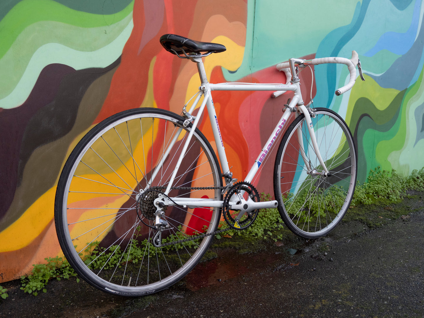 Bianchi Strada LX Vintage Road Bike - 51 cm/small frame - white