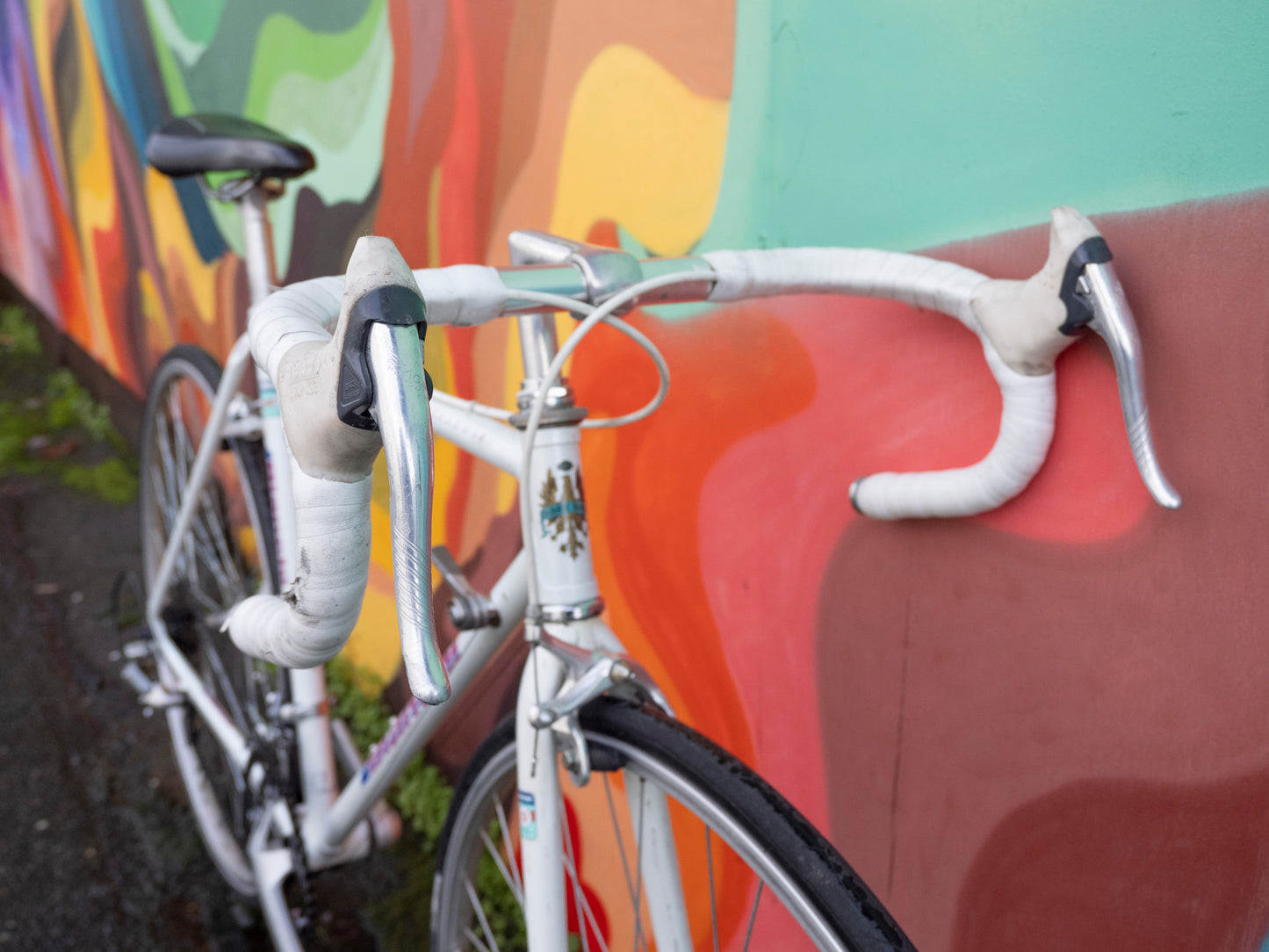 Bianchi Strada LX Vintage Road Bike - 51 cm/small frame - white