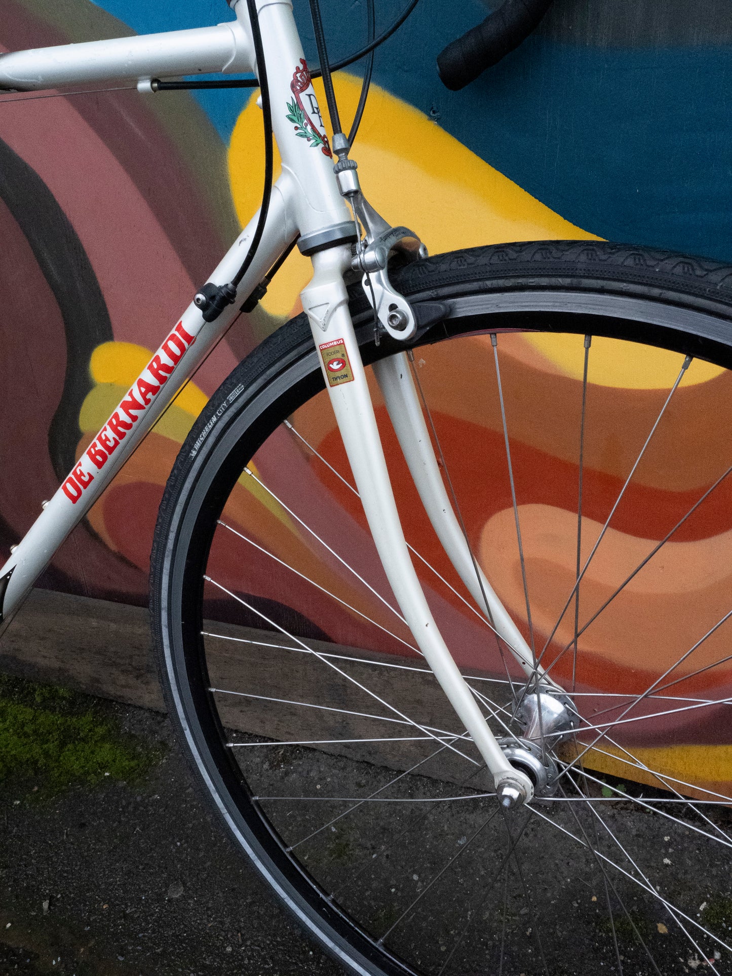 De Bernardi Vintage Italian Road Bike - white, red and black - 55cm/Md-Lg