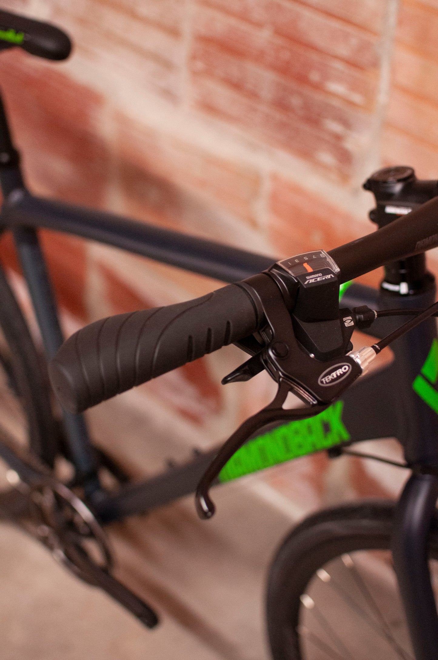 Diamondback Haanjo 1 Gravel Bike, Black, MD