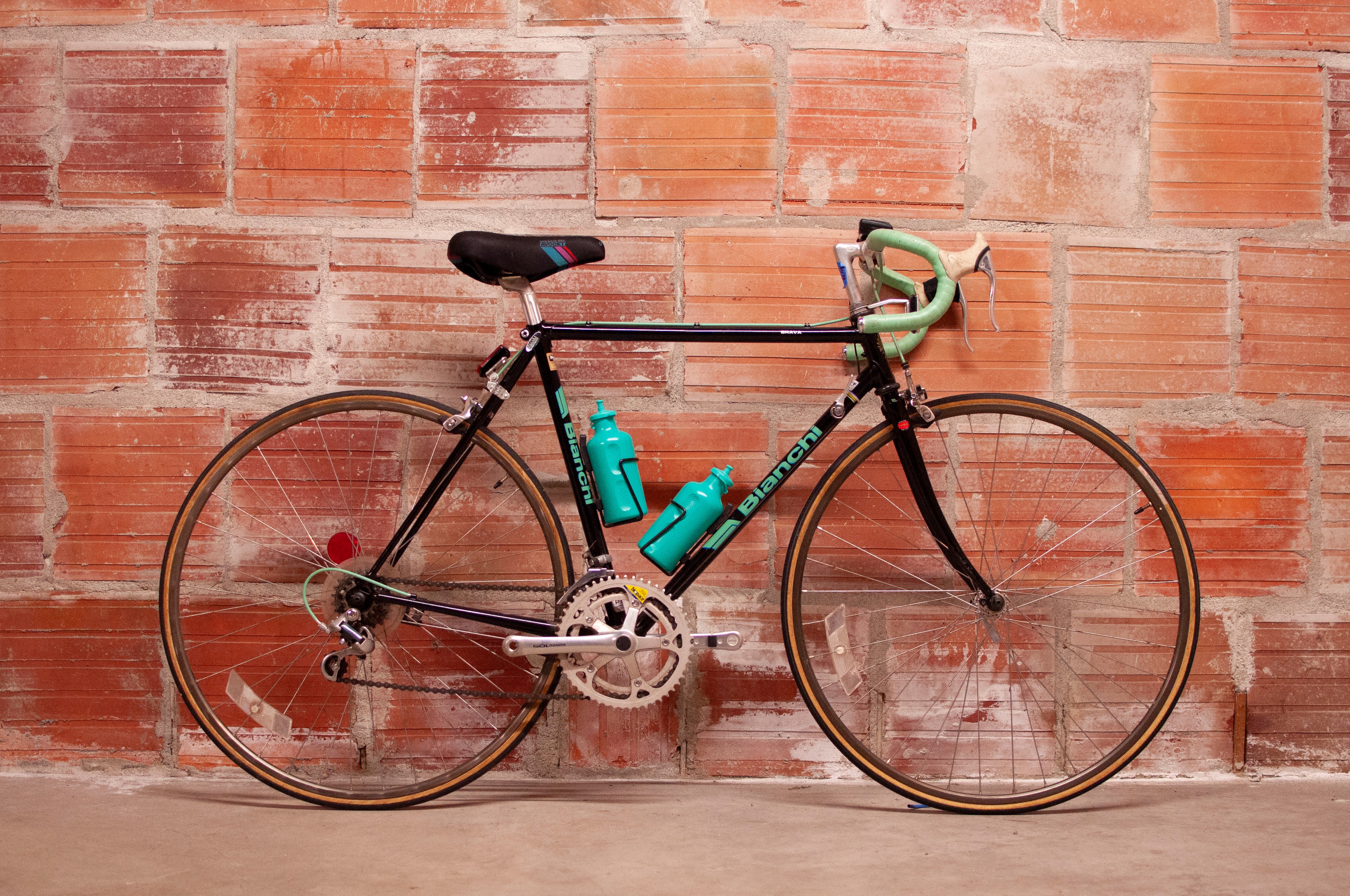 1986 bianchi road bike Bianchi Brava Vintage Steel Road Bike, 52cm Small/Medium