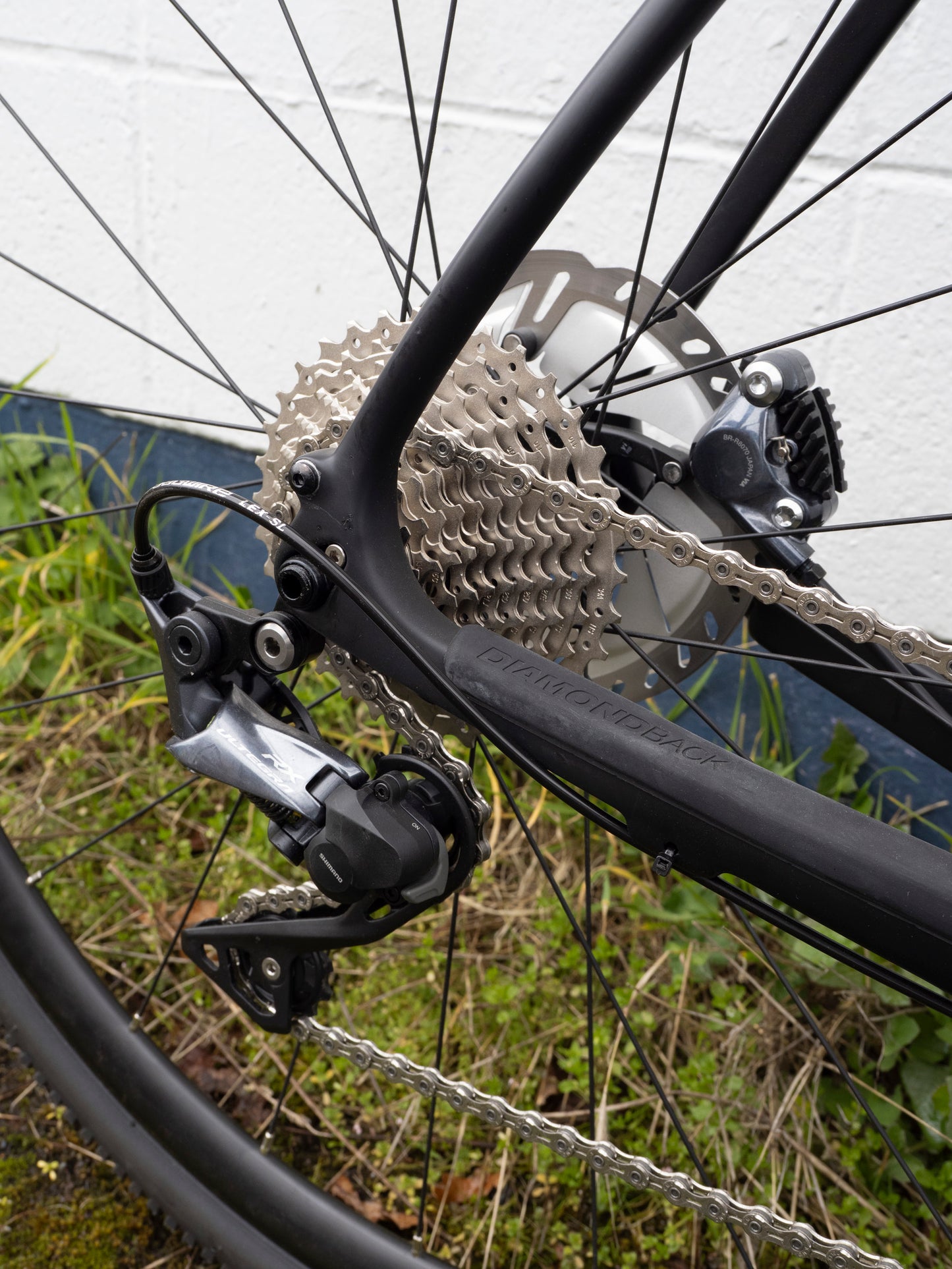 2019 Diamondback Haanjo 7C Carbon Fiber Gravel Bike, Matte Black, Large/56cm (unused display bike)