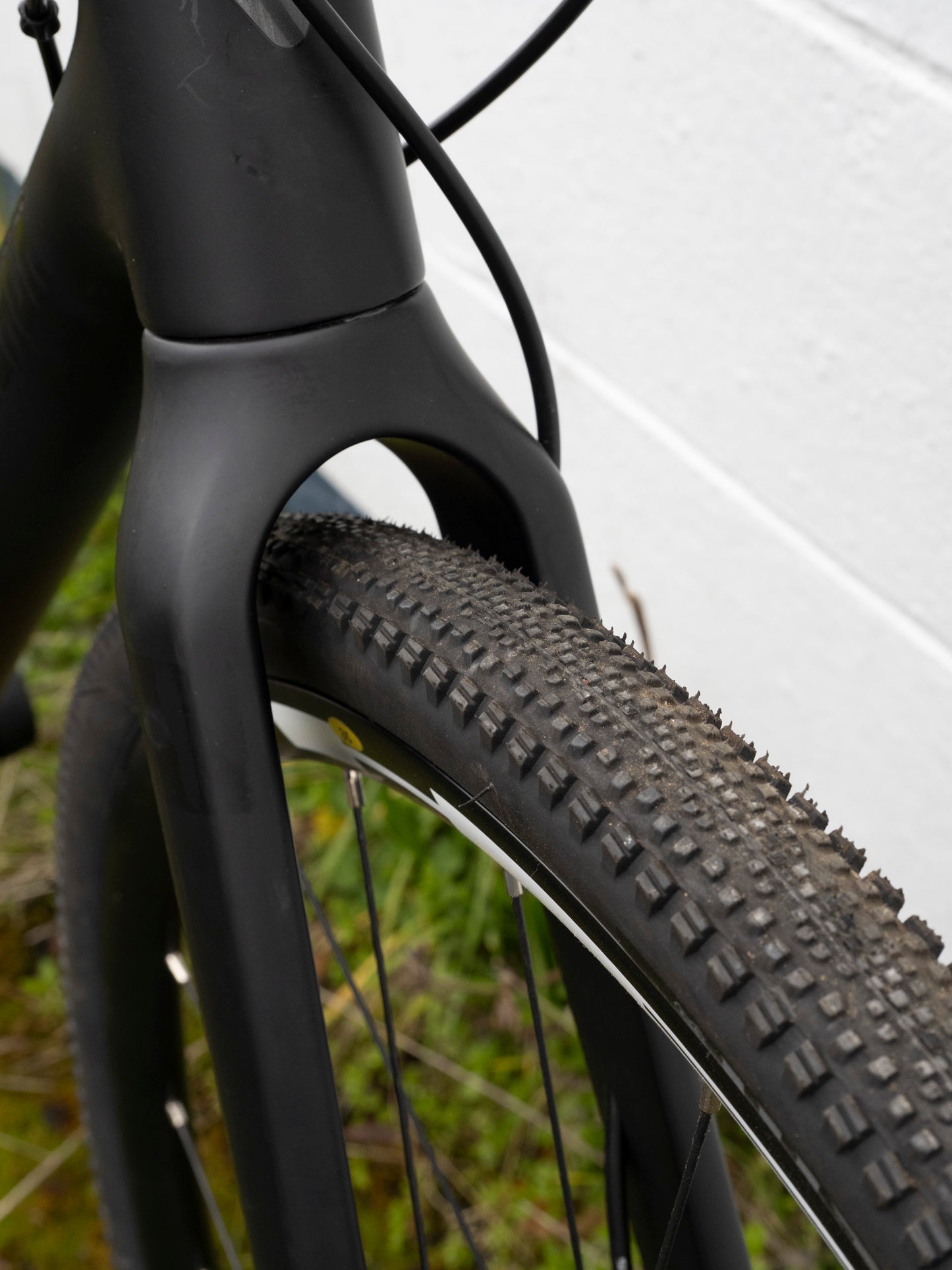 2019 Diamondback Haanjo 7C Carbon Fiber Gravel Bike, Matte Black, Large/56cm (unused display bike)