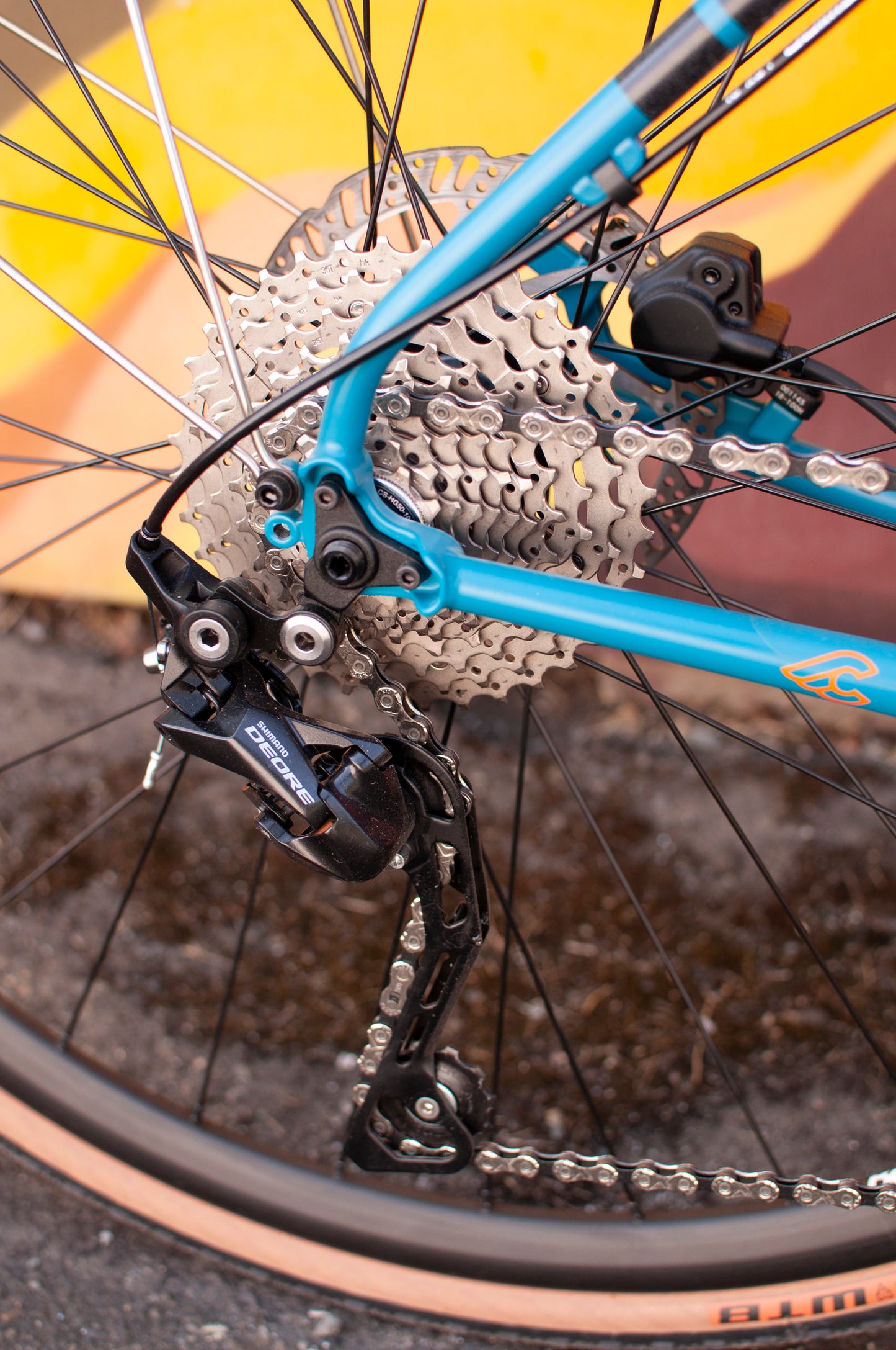 Cinelli Hobooleg Interrail - Shimano Deore 2x, Emerald Pathway, Small and Large