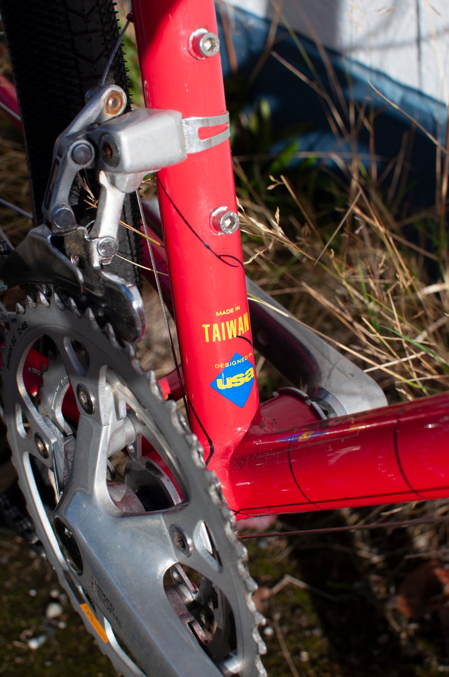 90s Diamondback DB Apex All Terrain Bike, Red, Yellow & Blue, 45cm/Small-Medium