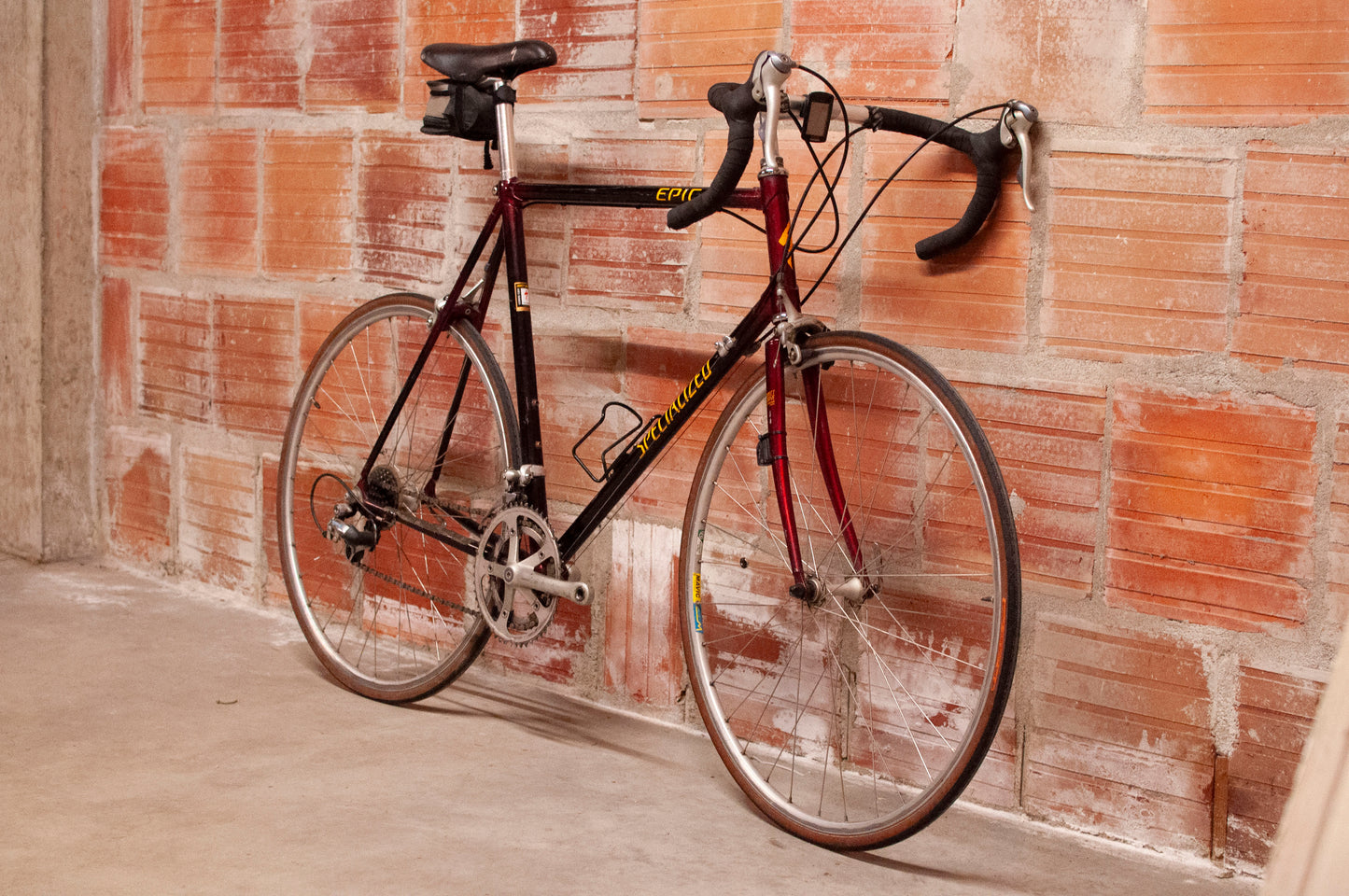 Specialized Epic Black/Red Carbon Fiber Road Bike, 60 cm/XL