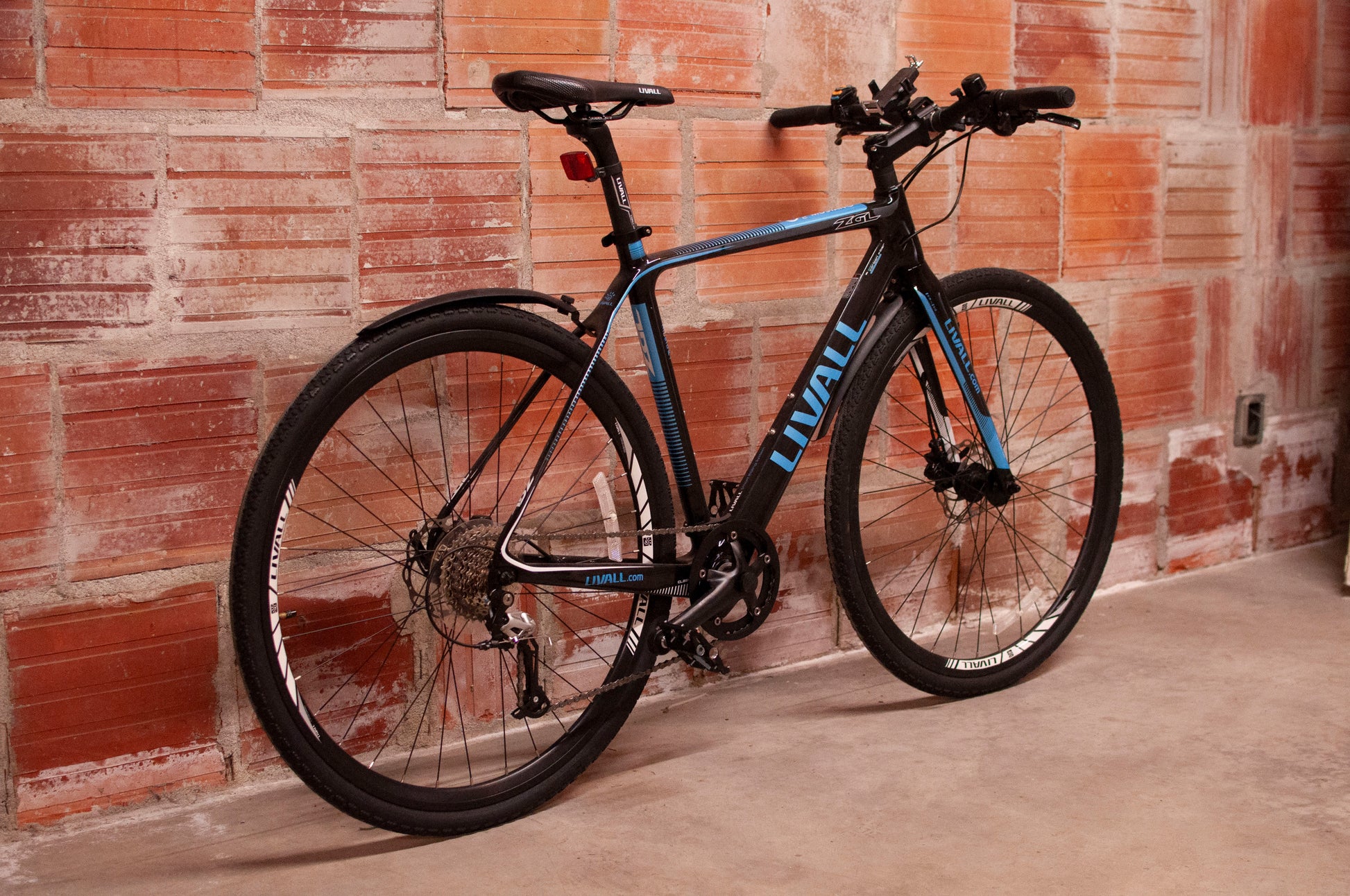 mustang gravel bike Livall Mustang Carbon Smart Cyclocross Bike, Black and Blue, 47 cm – Cycle & Coffee