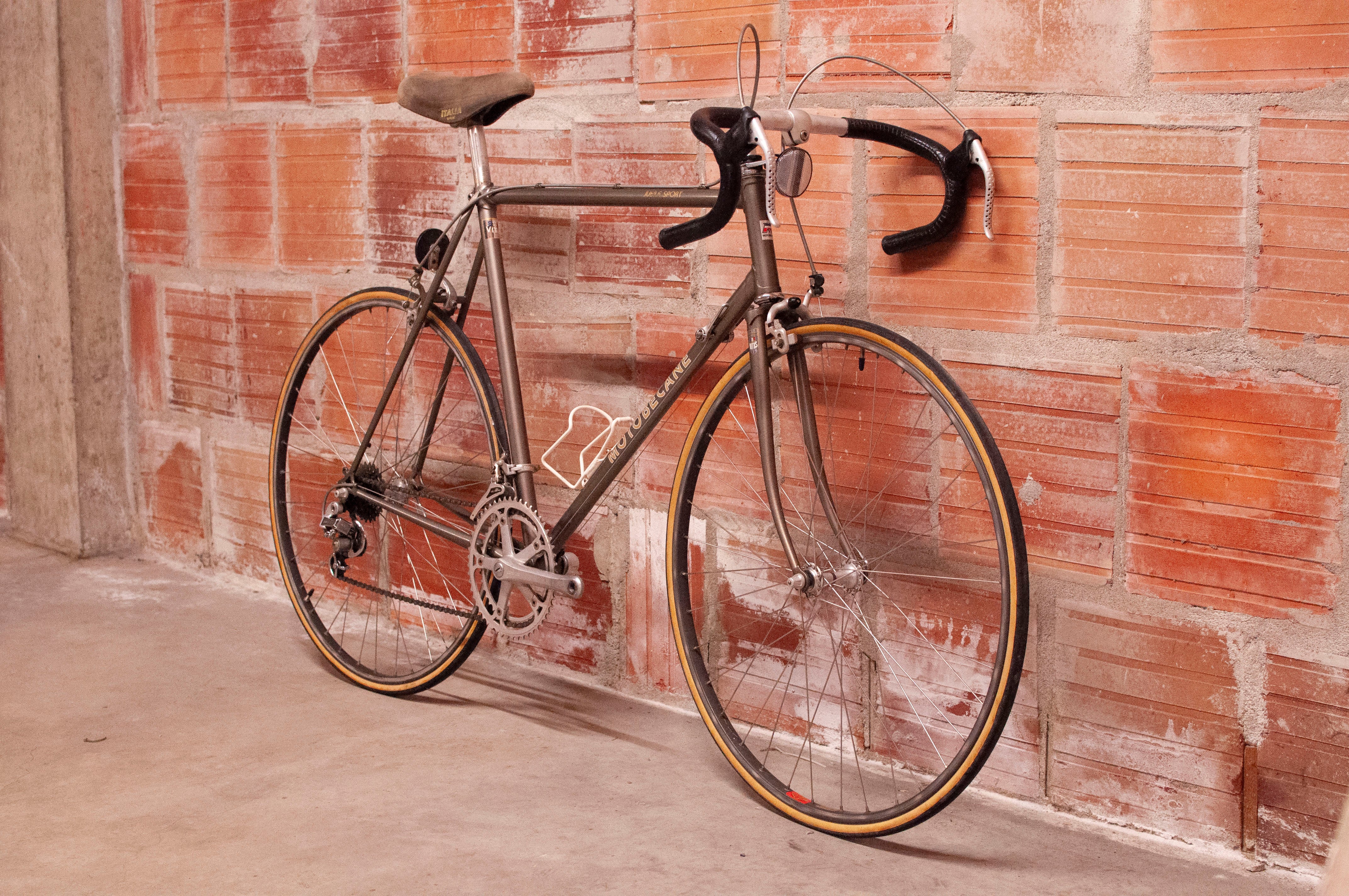 Motobecane Jubile Sport Vintage Road Bike Grey Gold 58 cm XL Cycle Coffee