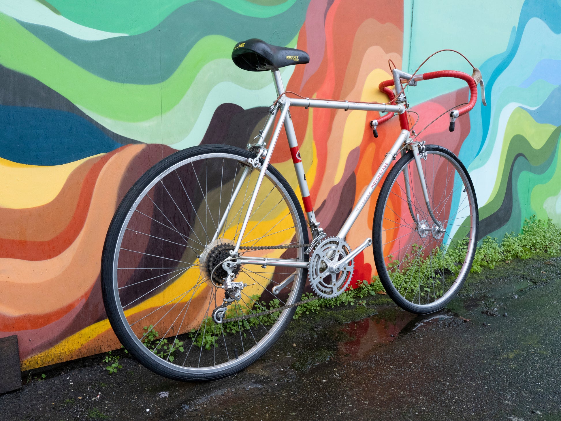 Motobecane Grand Jubile Vintage Road Bike, Silver Red, 57 cm/L