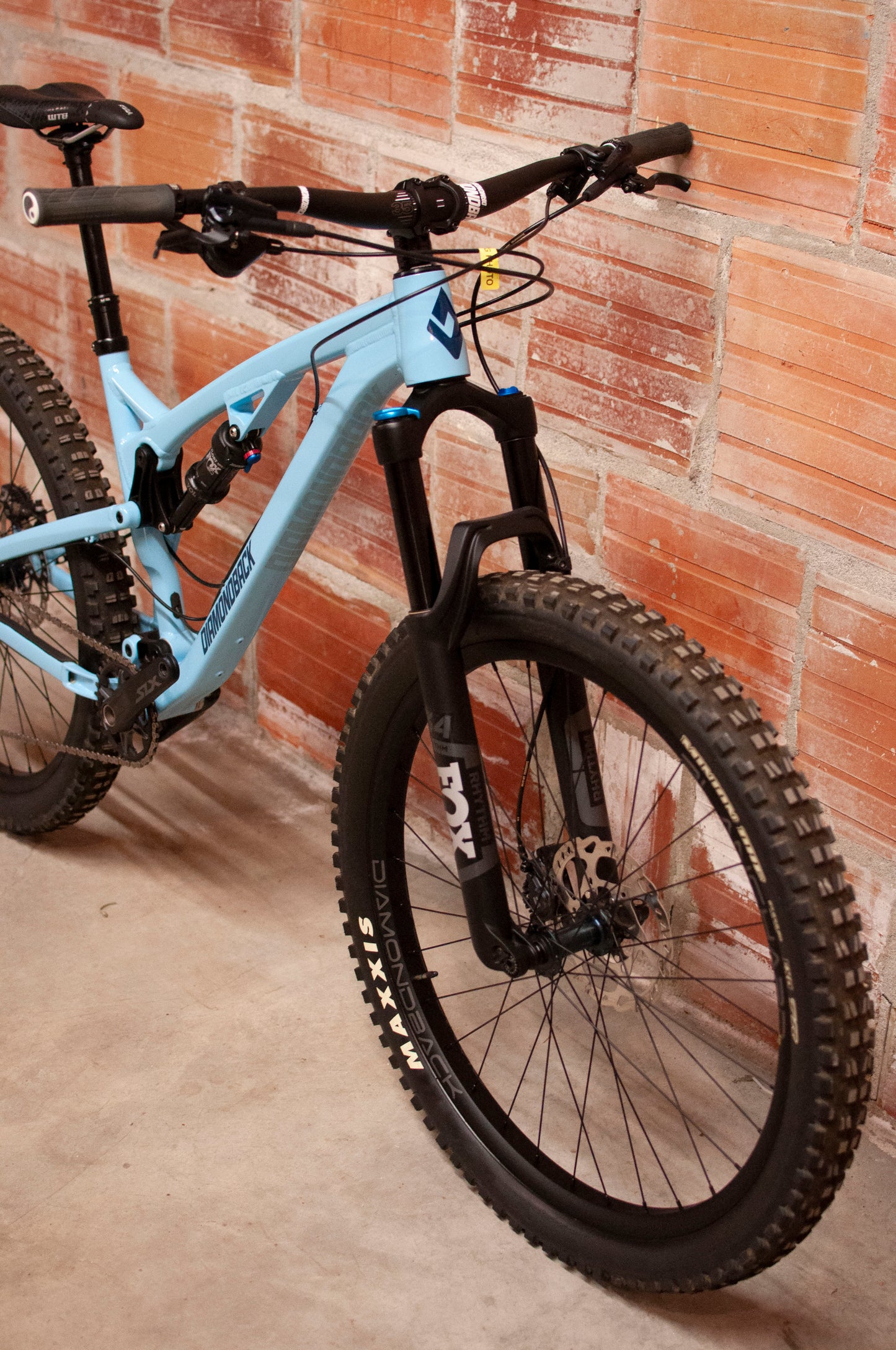 Diamondback Catch 2 Full suspension mountain bike, MD, Sky Blue