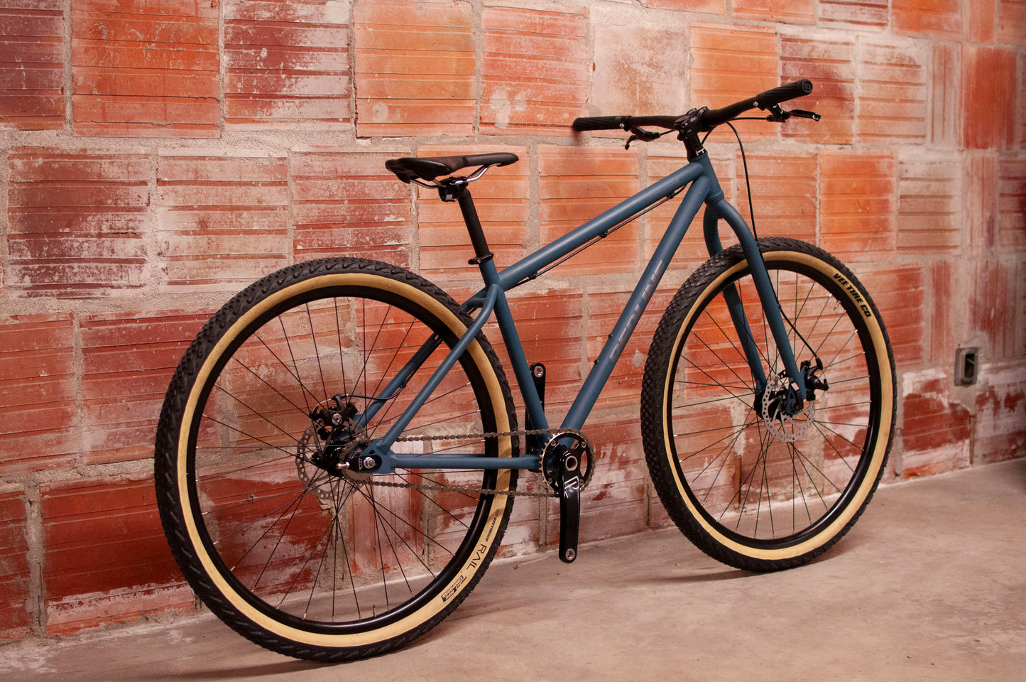 Redline Monocog - Steel Single-Speed 29er BMX Bike