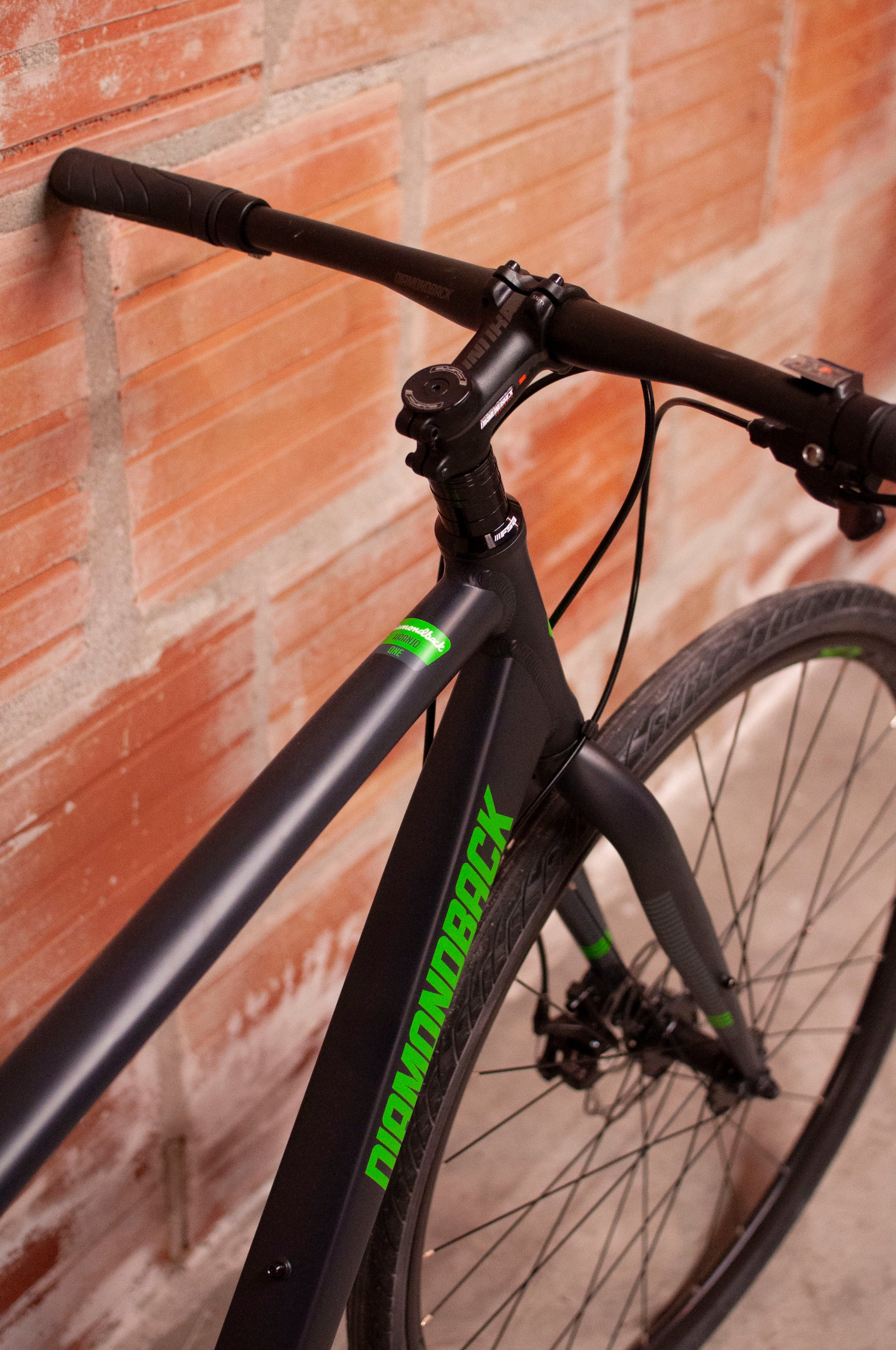 diamondback gravel bike Diamondback Haanjo 1 Gravel Bike, Black, MD – Cycle & Coffee