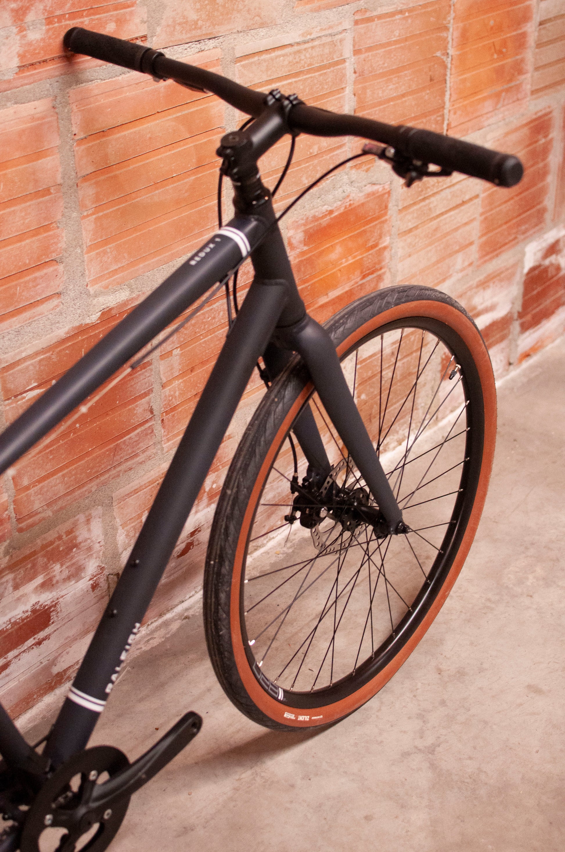 raleigh urban bikes Raleigh Redux 1 Commuter Bike, Black MD – Cycle & Coffee