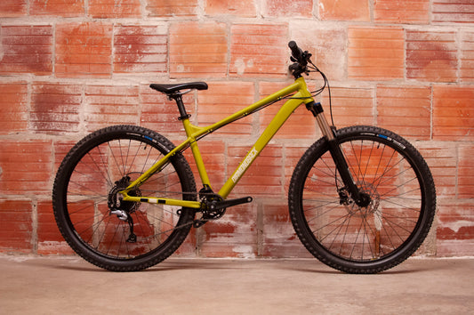 Diamondback Line Hard Tail Mountain Bike, Green, MD