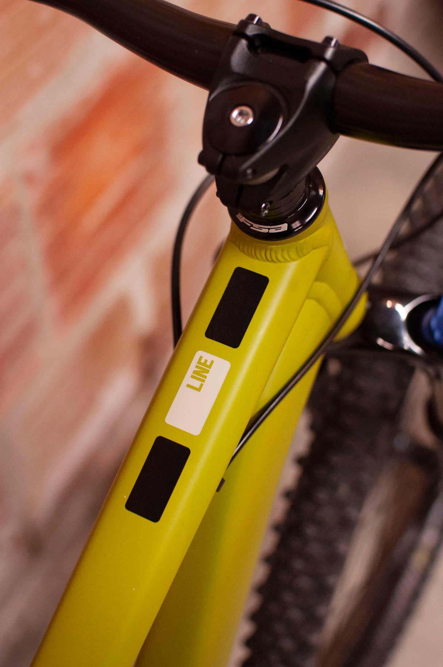 Diamondback Line Hard Tail Mountain Bike, Green, MD