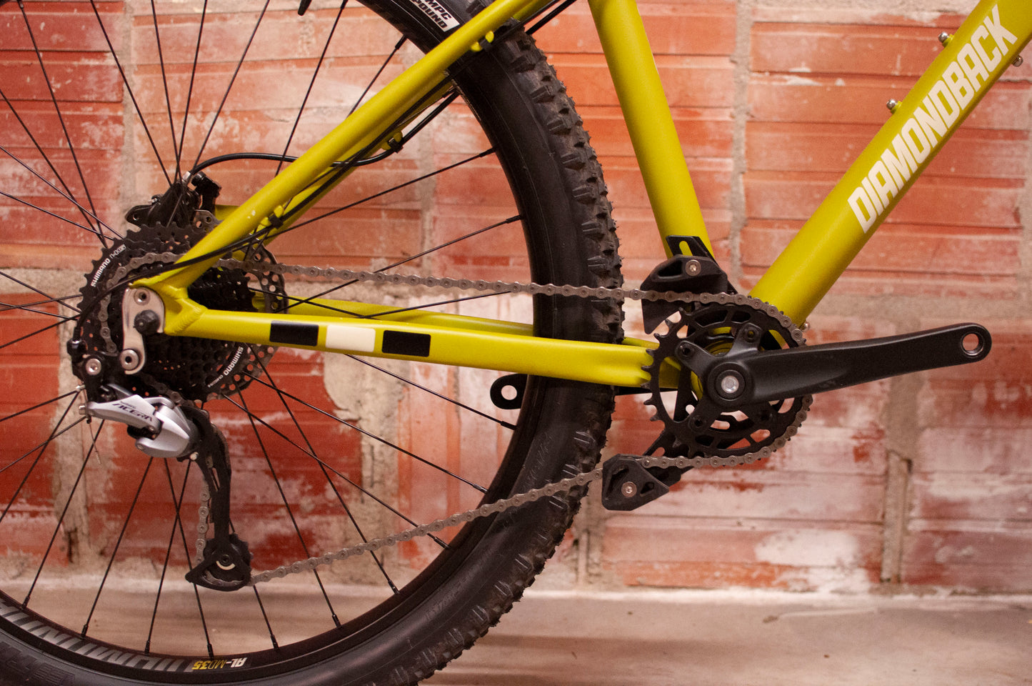 Diamondback Line Hard Tail Mountain Bike, Green, MD