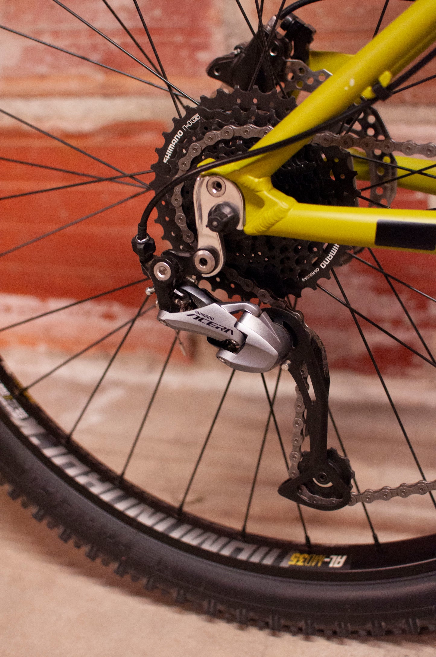 Diamondback Line Hard Tail Mountain Bike, Green, MD