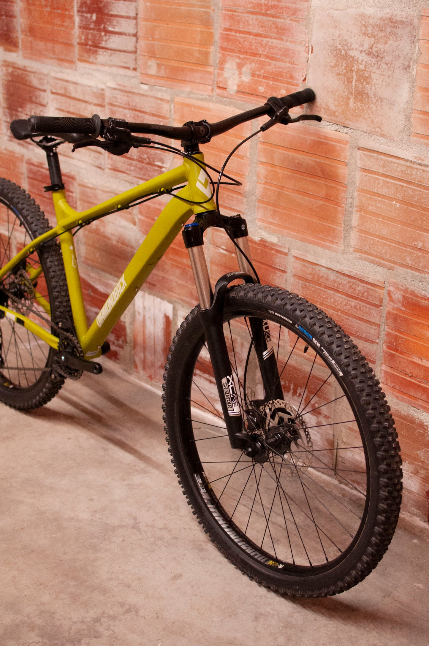 Diamondback Line Hard Tail Mountain Bike, Green, MD
