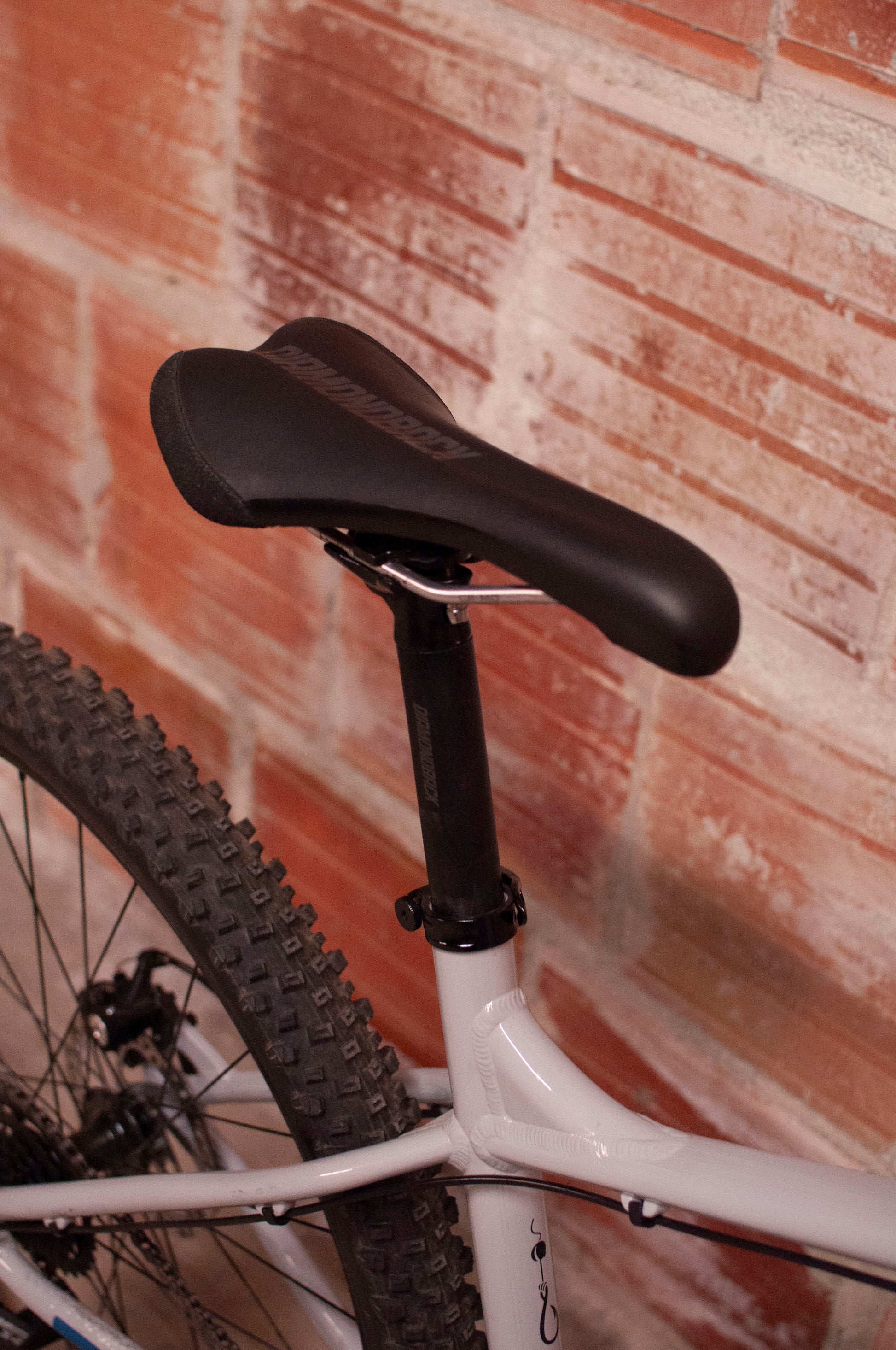 diamondback hook 27.5 weight Diamondback Hook Trail/All-Purpose Bike, Grey, MD – Cycle & Coffee