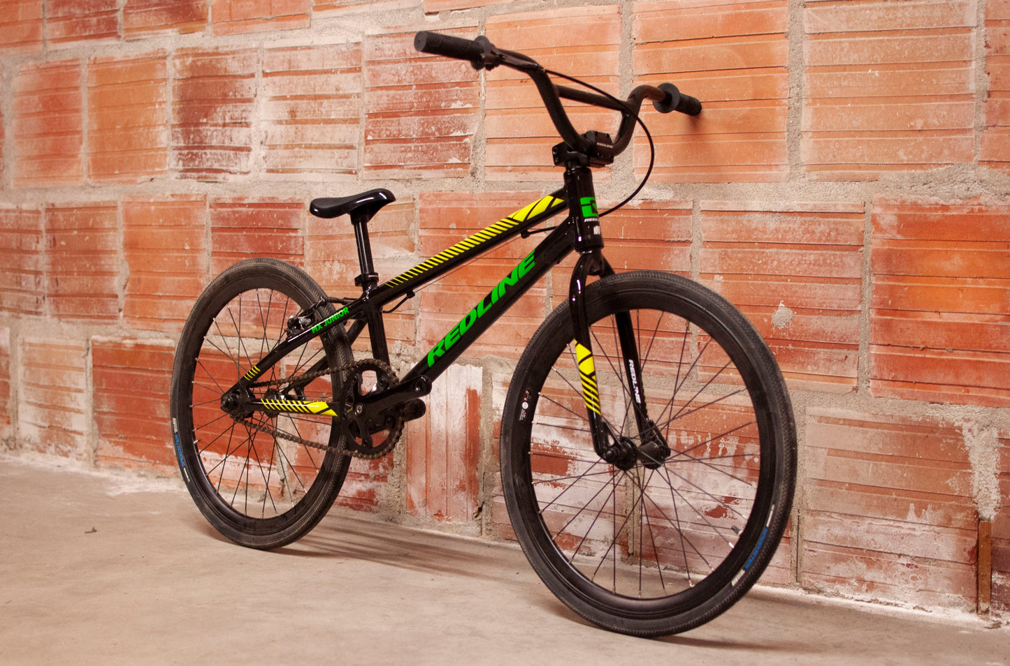Redline MX Junior BMX Race Bike, 19 cm Black, Yellow, Green