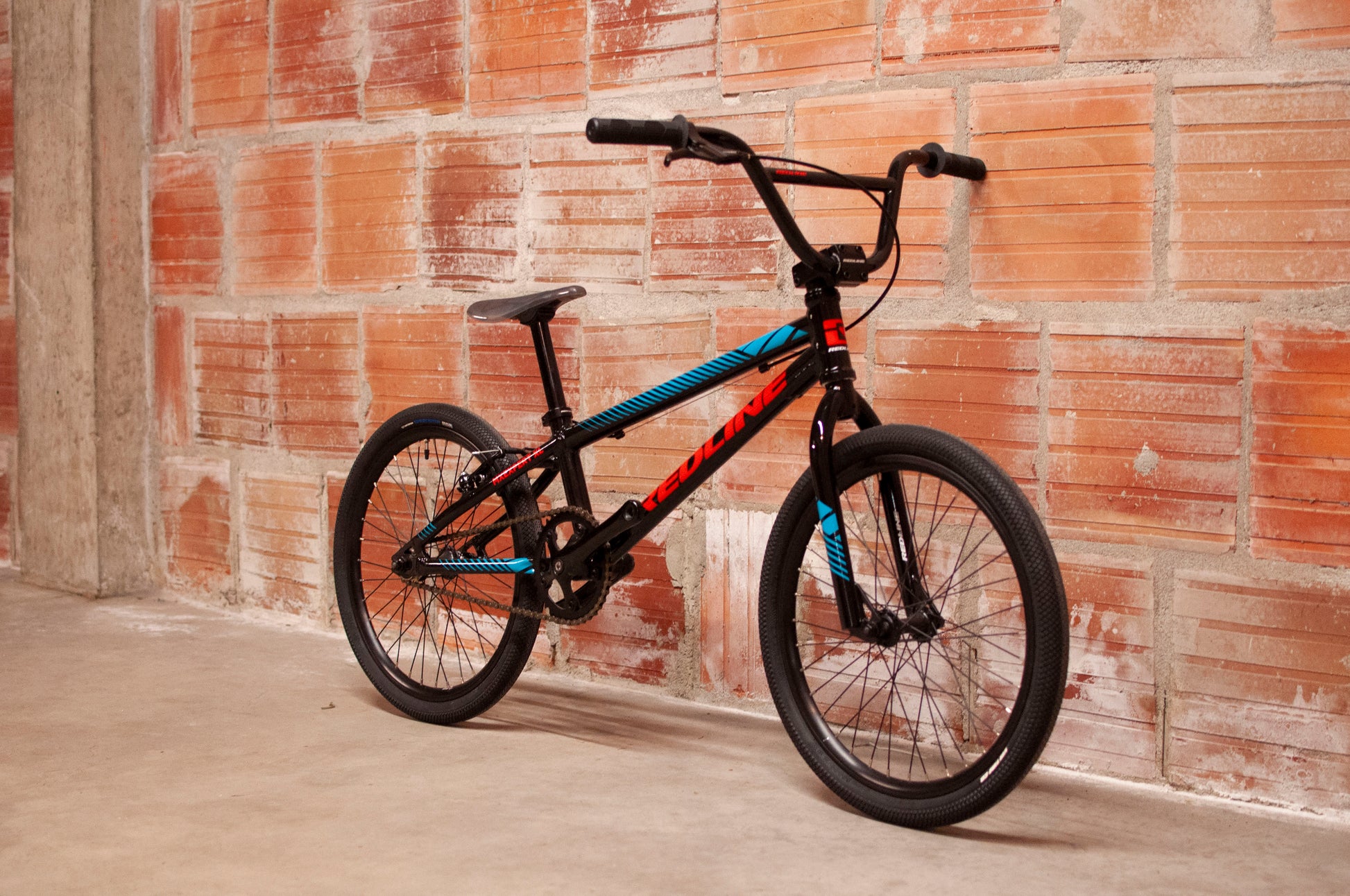 Redline MX Expert XL BMX Racing Bike, Black, Red, Blue – Cycle