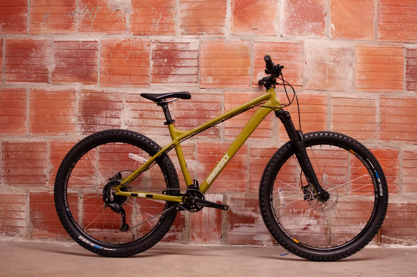 Diamondback Line Hard Tail Mountain Bike, Green, MD