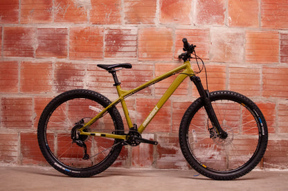 Diamondback Line Hard Tail Mountain Bike, Green, MD