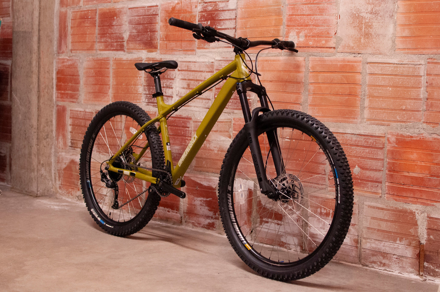 Diamondback Line Hard Tail Mountain Bike, Green, MD
