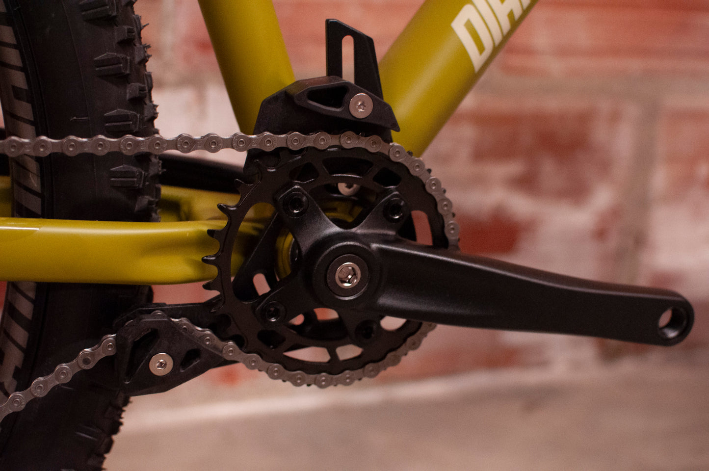 Diamondback Line Hard Tail Mountain Bike, Green, MD