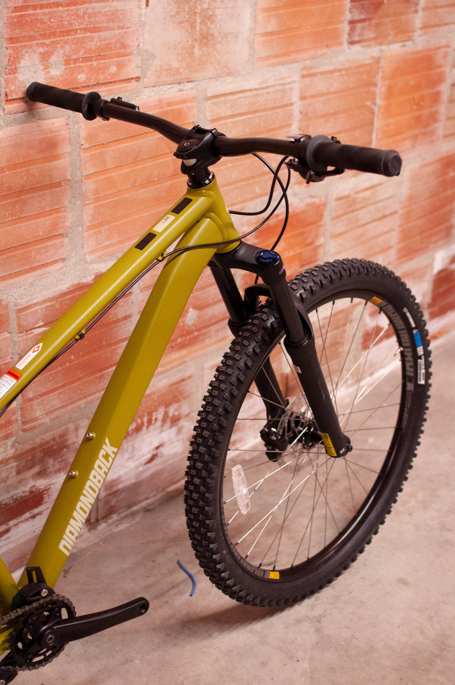 Diamondback Line Hard Tail Mountain Bike, Green, MD