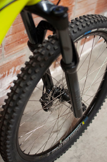 Diamondback Atroz 3 Full Suspension Mountain Bike, MD/44cm, Yellow
