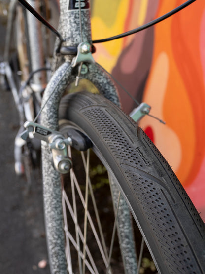 Diamondback Override 90s Hybrid Bike, speckled black & white, 44cm