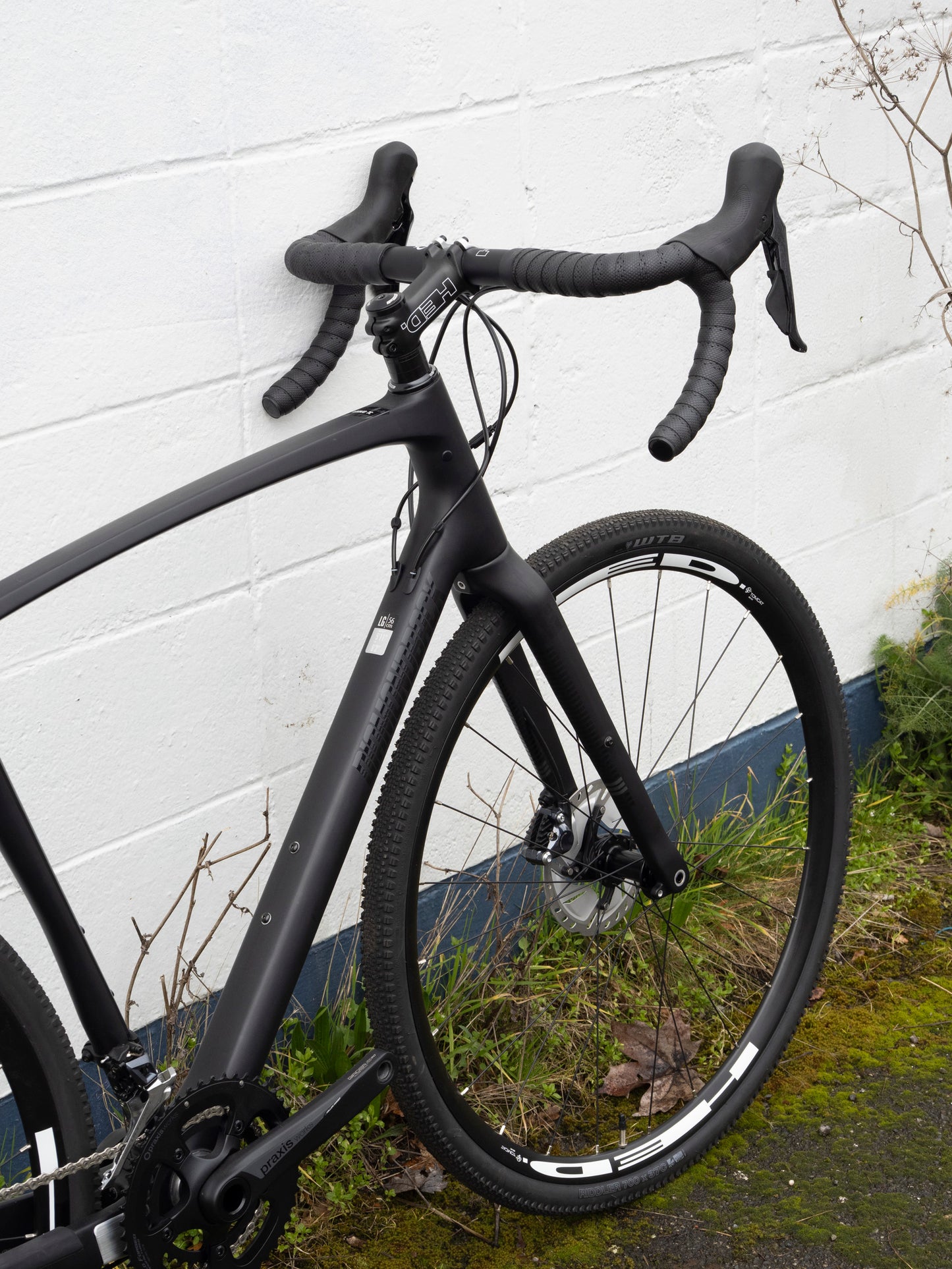 2019 Diamondback Haanjo 7C Carbon Fiber Gravel Bike, Matte Black, Large/56cm  (unused display bike)