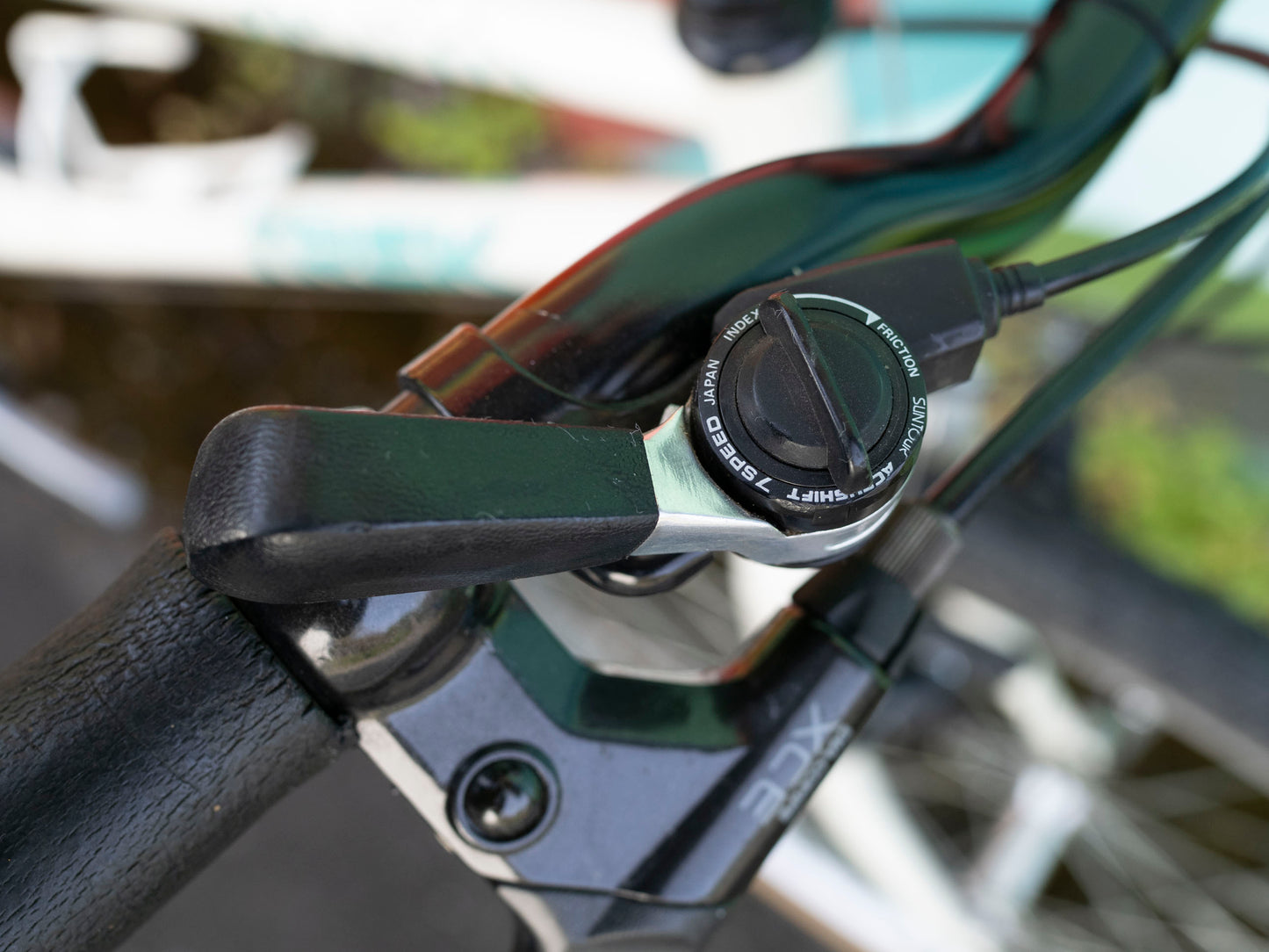 Early 90's Trek Antelope 830 Step-Thru Bike, White & Teal, 46cm