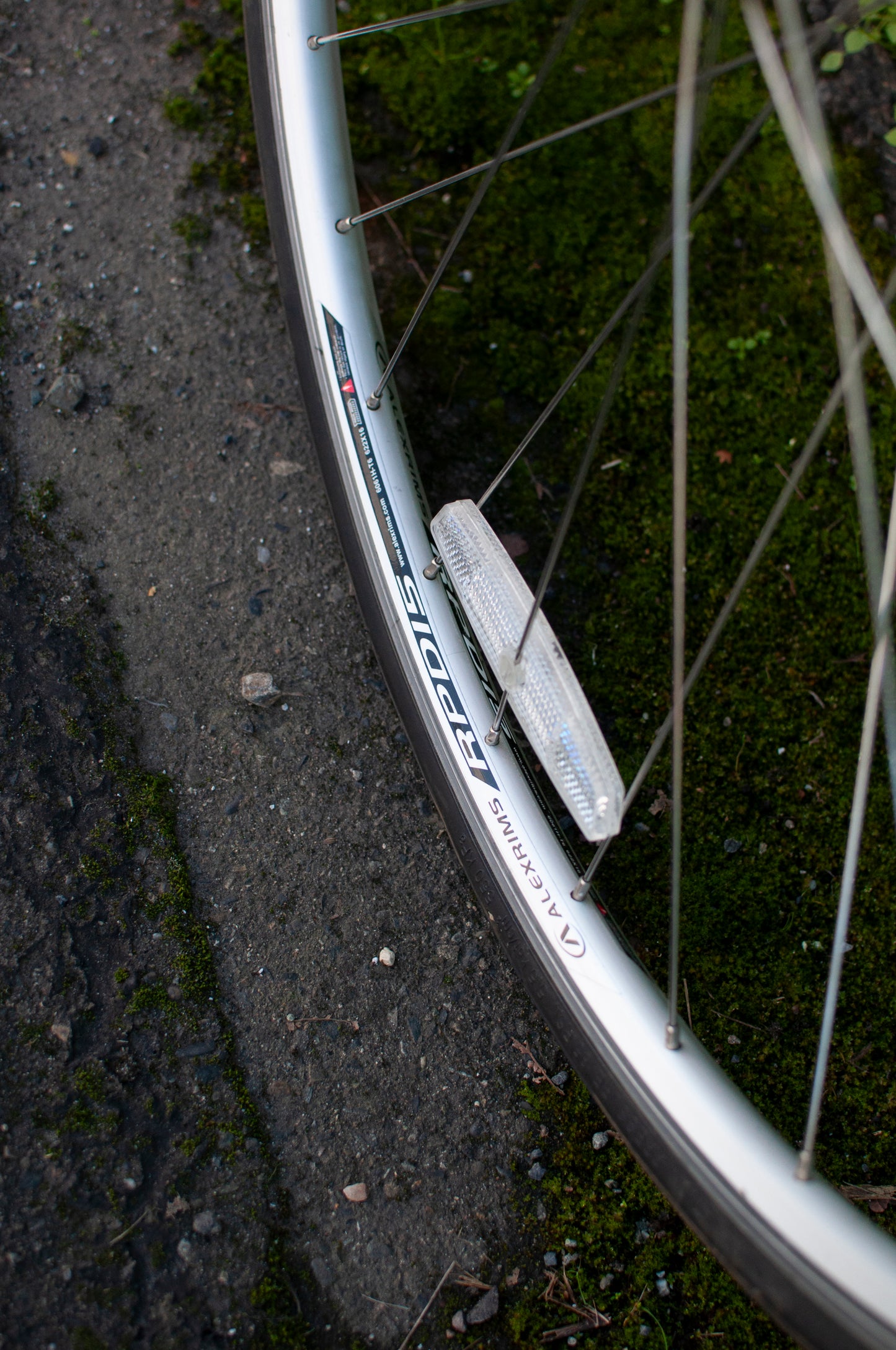 ~2010 Fuji Newest 3.0 aluminum and carbon road bike, Blue/Silver/Black, 46cm/Small