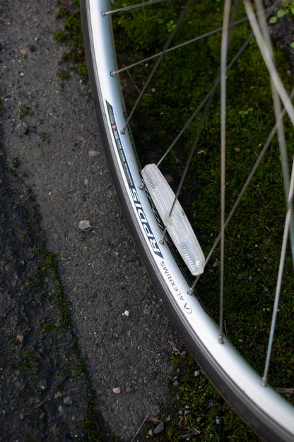 ~2010 Fuji Newest 3.0 aluminum and carbon road bike, Blue/Silver/Black, 46cm/Small