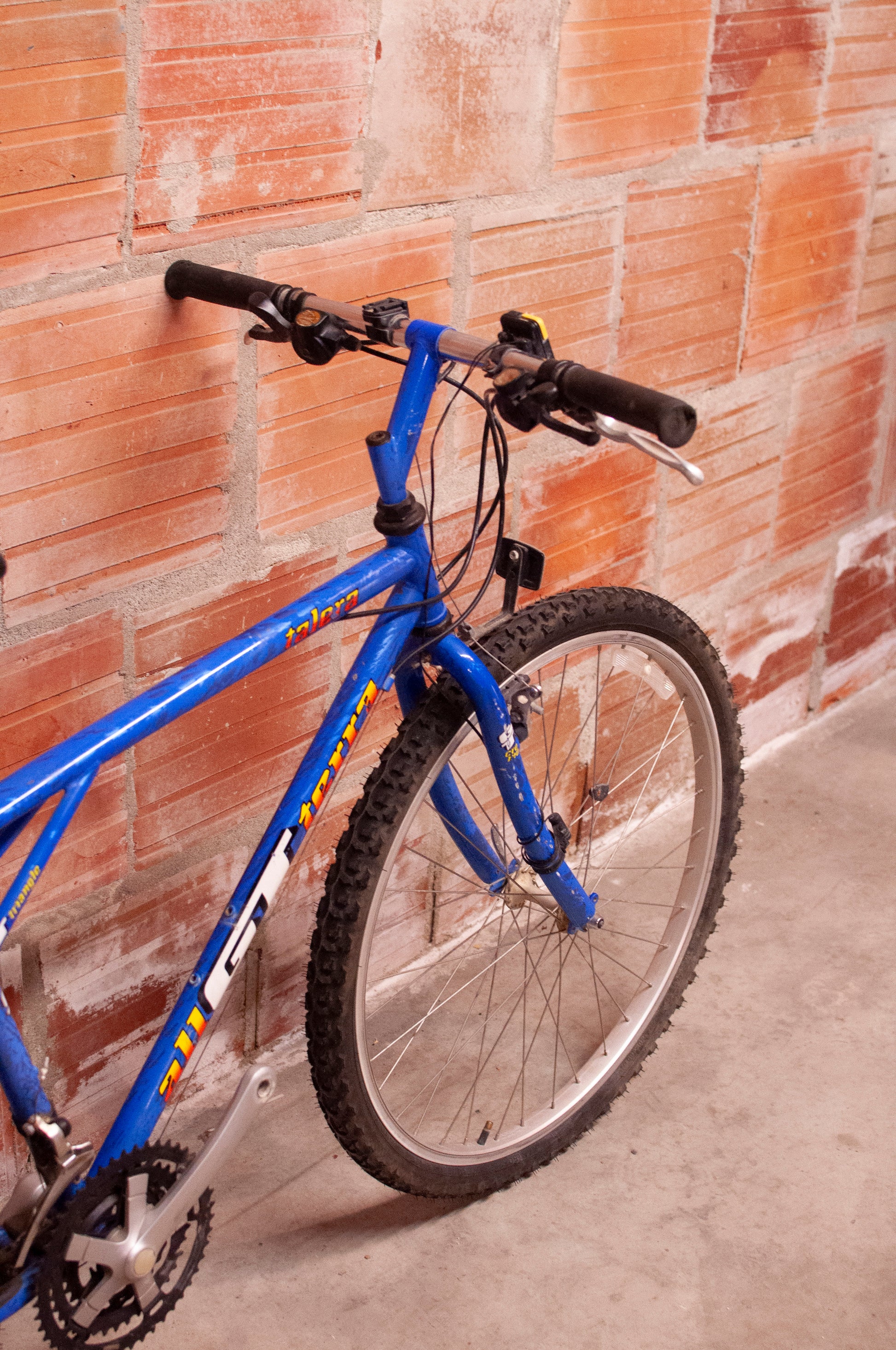 gt all terra mountainbike Customized GT All Terra Talera 90's MTB, Blue, 41cm/XS – Cycle & Coffee