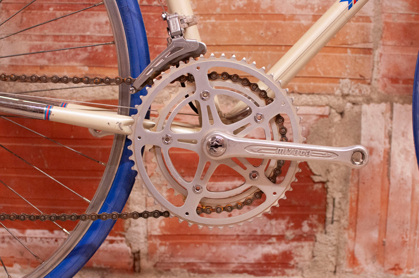 Miyata Liberty - Vintage Road Bike - white and blue - 62 cm frame