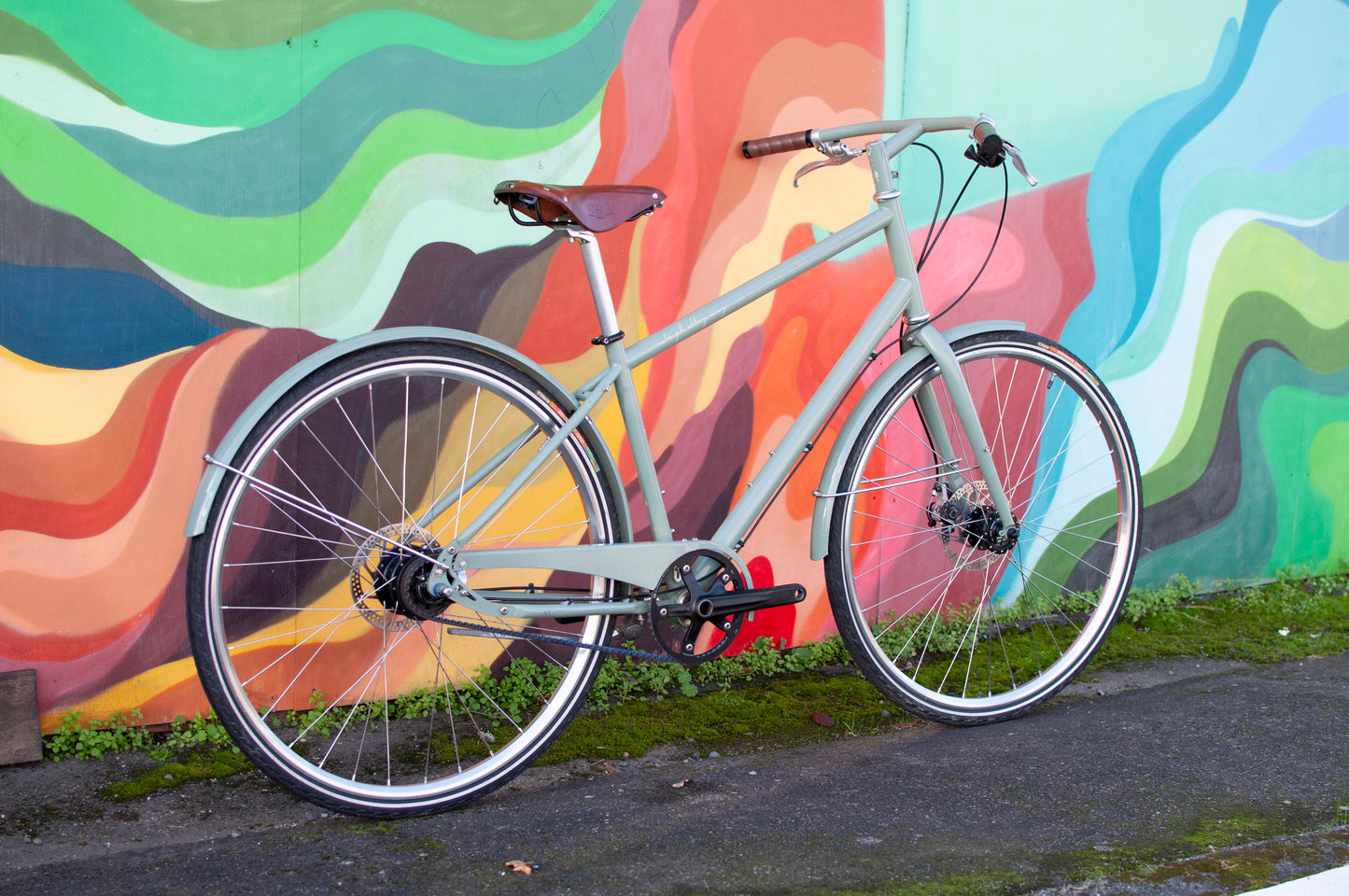 Raleigh Alley Way Dynamo-Equipped, Belt Drive Commuter Bike, Sage Green, Large