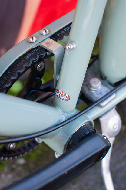 Raleigh Alley Way Dynamo-Equipped, Belt Drive Commuter Bike, Sage Green, Large