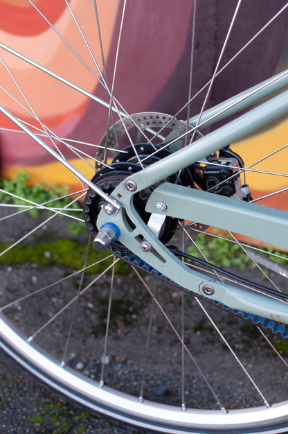 Raleigh Alley Way Dynamo-Equipped, Belt Drive Commuter Bike, Sage Green, Large