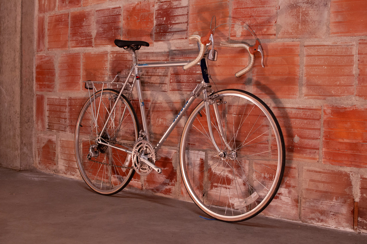 Shogun 1500 vintage touring bike, silver, blue & black, 58cm/Large