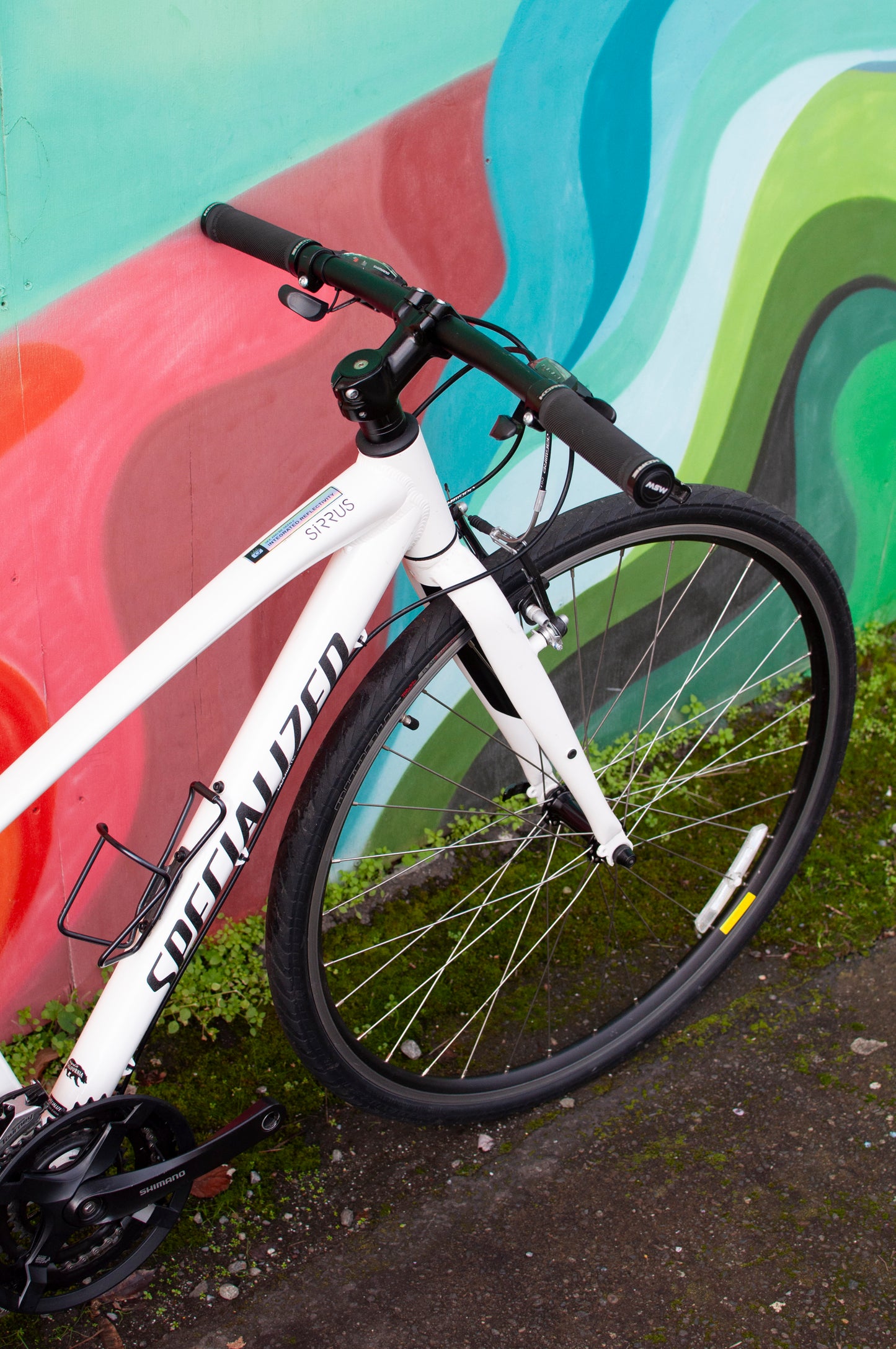 2019 Specialized Sirrus flat bar hybrid bike, White, Women's XS