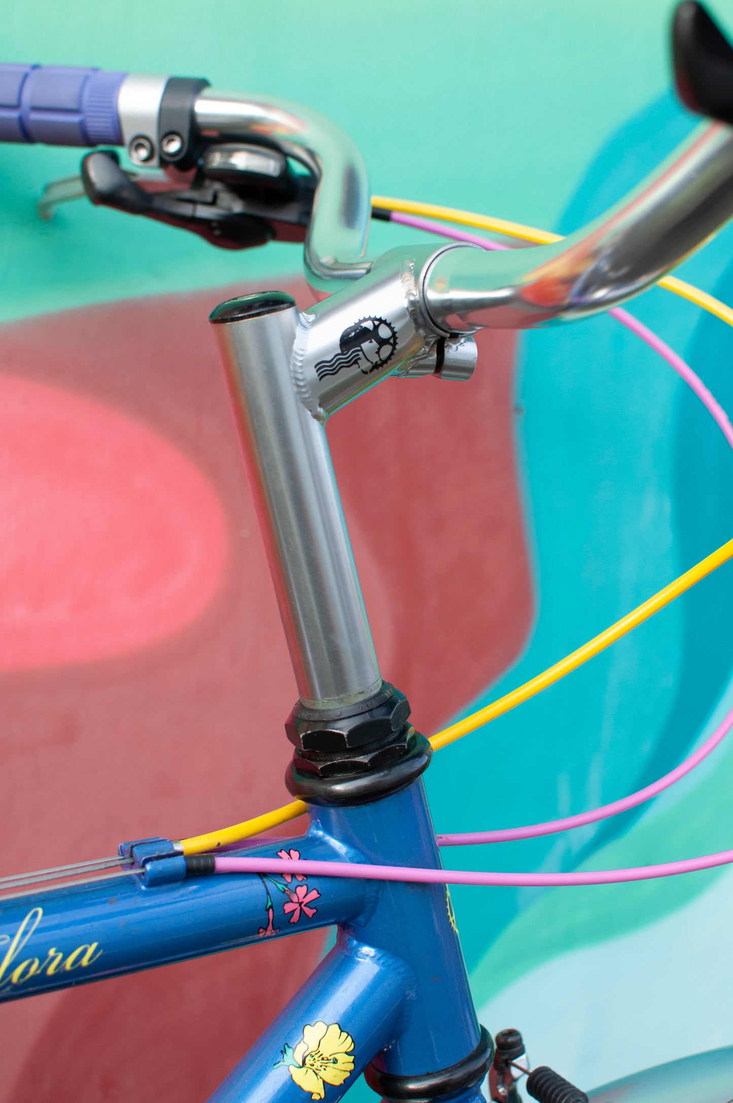 1999 Georgena Terry Flora Commuter Bike, Blue with colorful flowers, 41cm/S