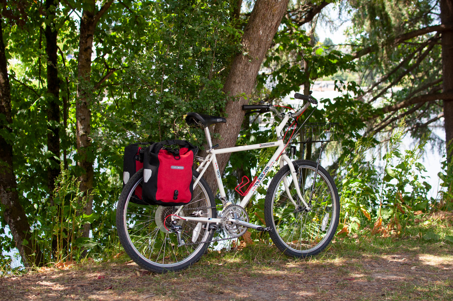 1988 Bridgestone MB-5 Trailblazer Vintage Bikepacking Bike, Frost White, 44cm/small