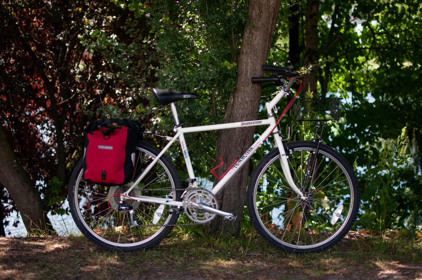 1988 Bridgestone MB-5 Trailblazer Vintage Bikepacking Bike, Frost White, 44cm/small