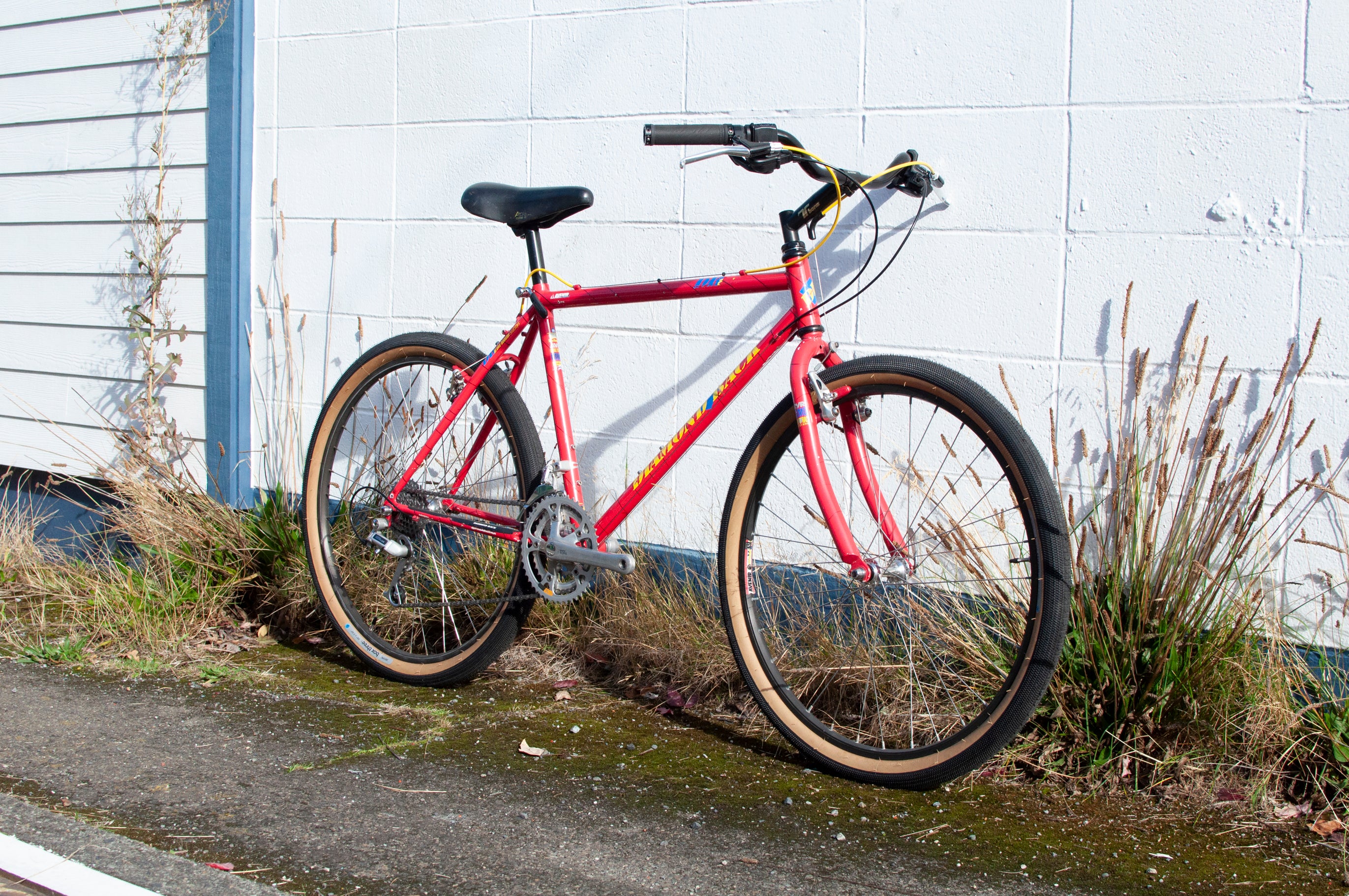 90s Diamondback DB Apex All Terrain Bike, Red, Yellow & Blue, 45cm